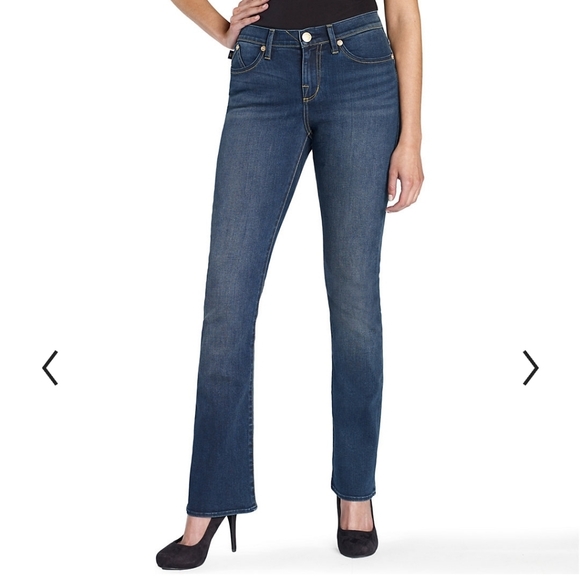 Rock & Republic Denim - Rock and Republic Bootcut Kendra Jeans